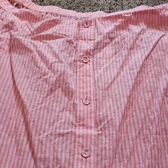 Top - Picture 3 of 7